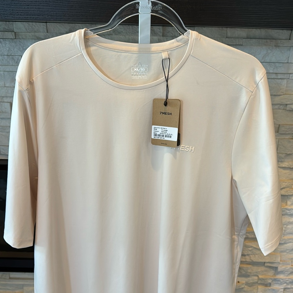 7 Mesh athletic shirt XL brand new